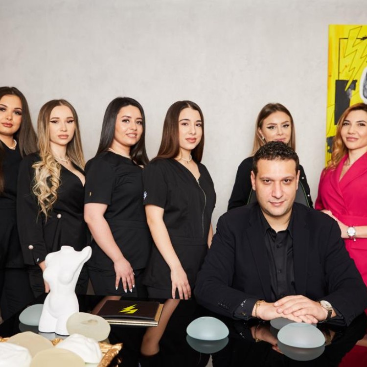 Transformări Naturale cu Lifting Mamar Realizat de Dr. Pascal Dameh 7 Lifting Mamar, Dr. Pascal Dameh